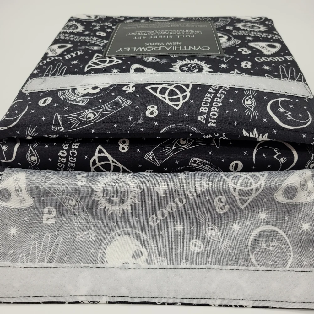 NEW Cynthia Rowley Sheet Set Halloween Skulls Occult Black White FULL Size NEW